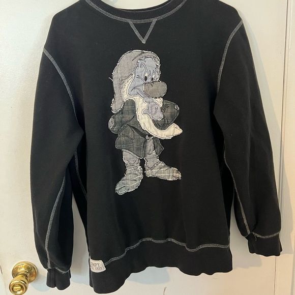 Disney Parks Grumpy Sweatshirt Snow White Size S - Picture 3 of 8